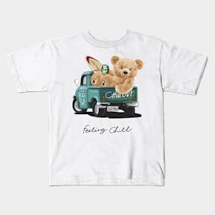 Kids Chillin Bear Vacation Kids T-Shirt